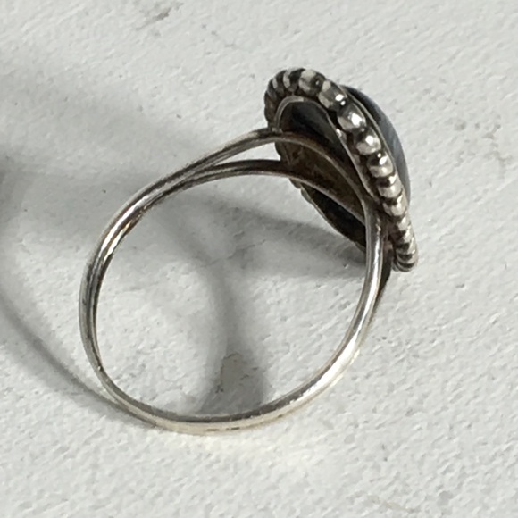 Vintage Stone Silver Ring - Picture 3 of 8